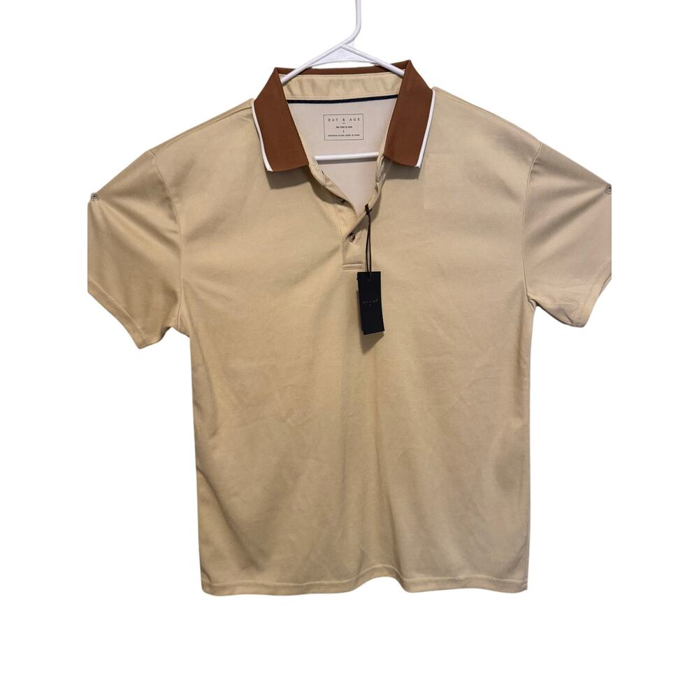 Day & Age Shirt Men's Knit Polo Shirt Brown Collar Short Sleeve Beige Large  NWT